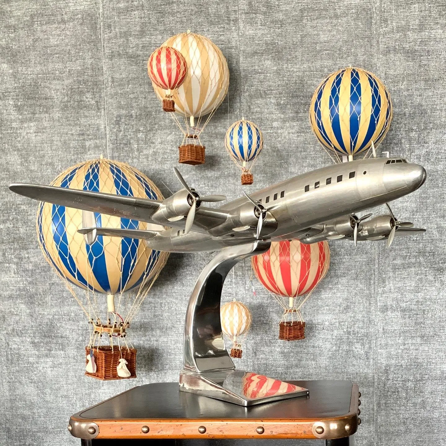 Authentic Models Floating The Skies. Pink - Hot Air Balloon Hanging Decor - 13cm