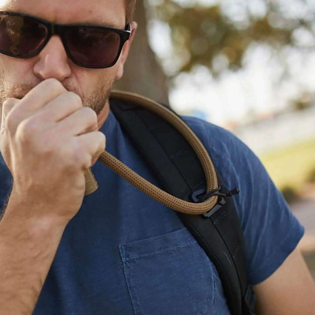 Bladder Hose Retainer
