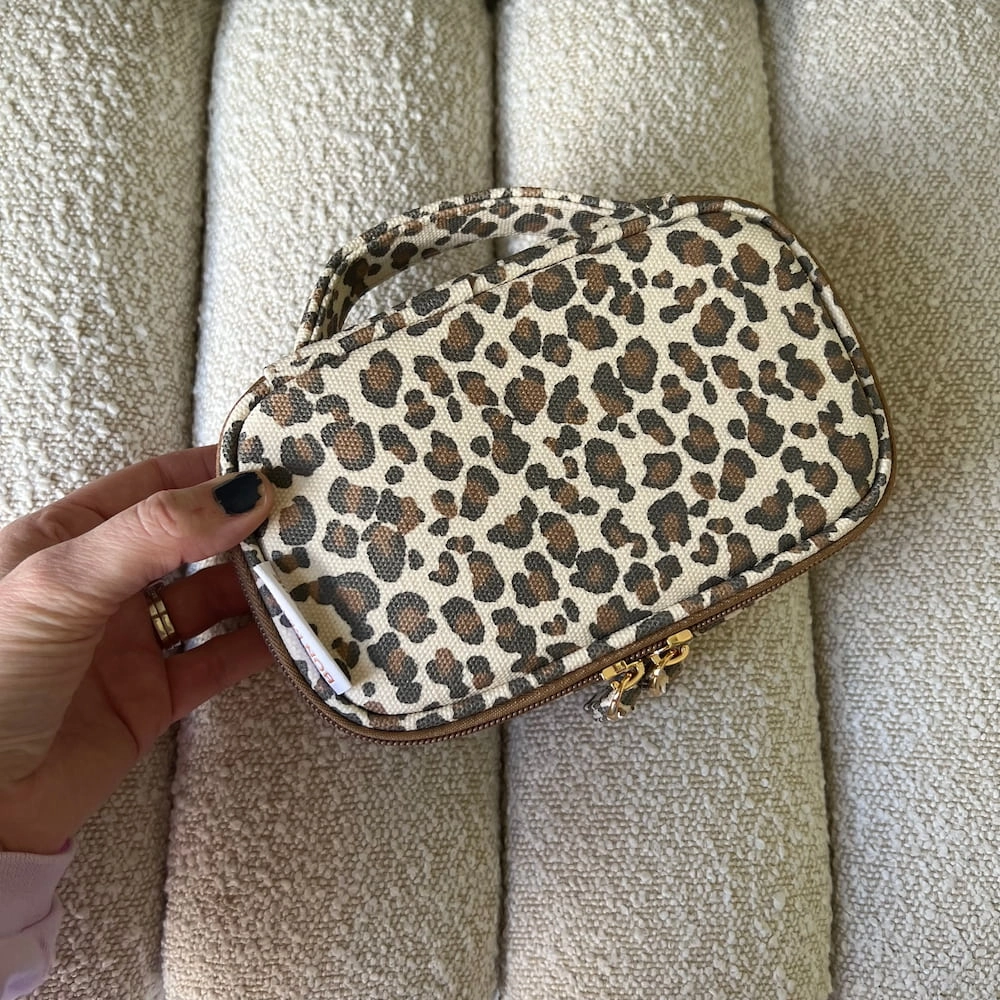Handy Handle Case -- Tan Leopard