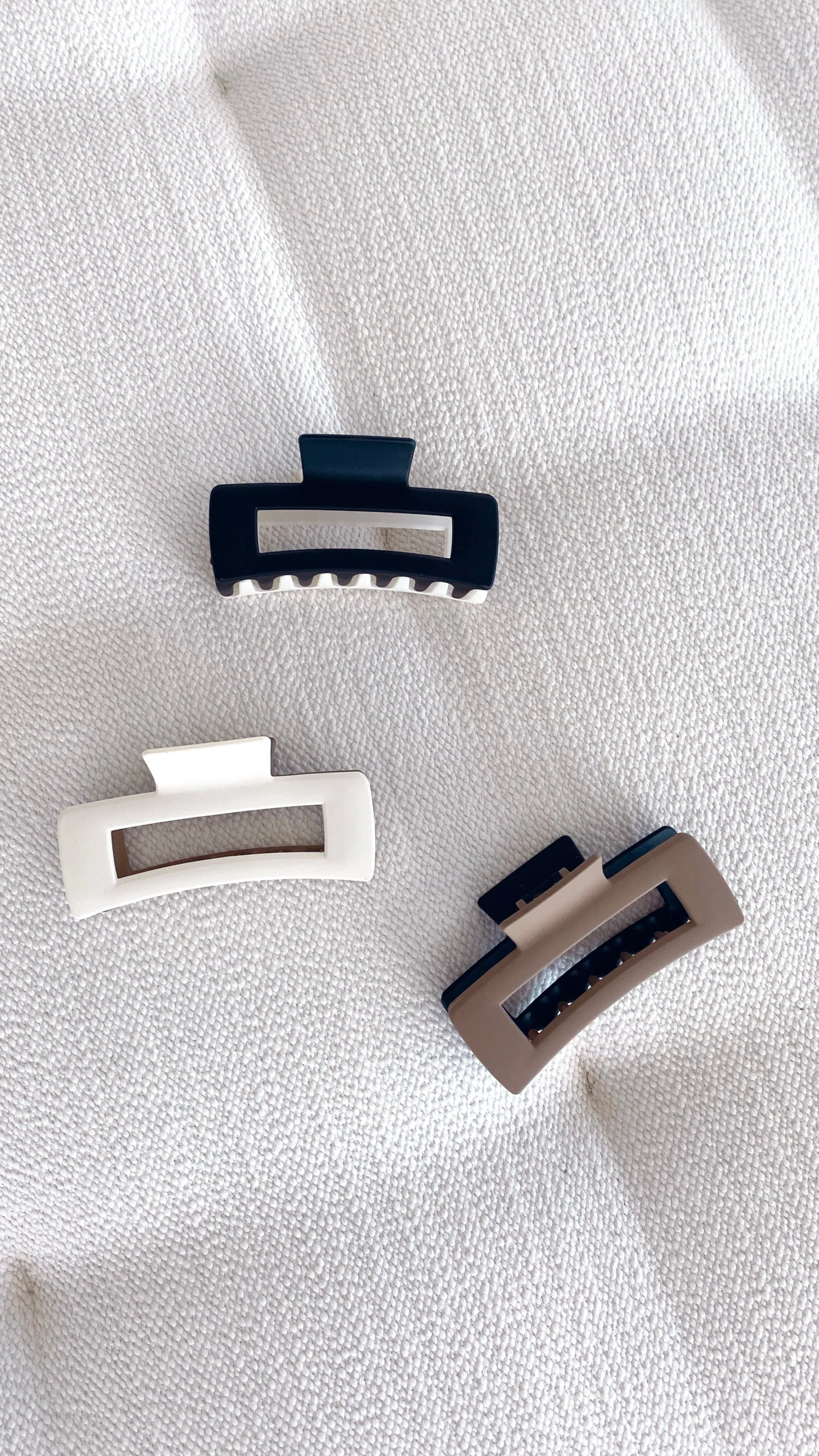 Lily Two Tone Rectangle Clip - Tan/Black