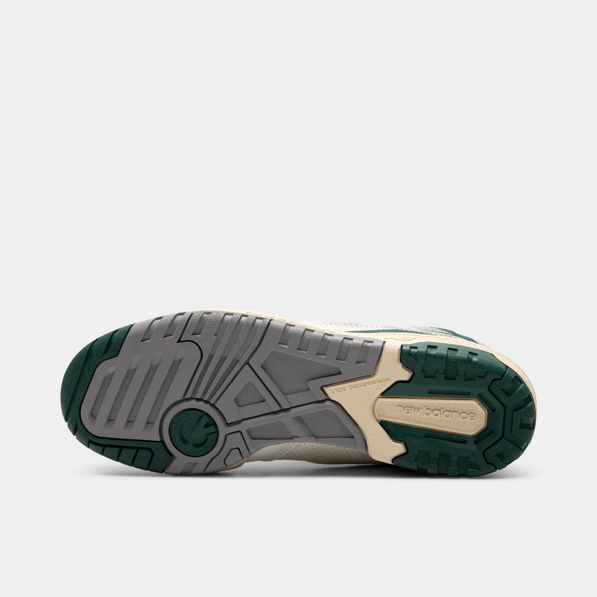 New Balance 550 Sea Salt / Marsh Green