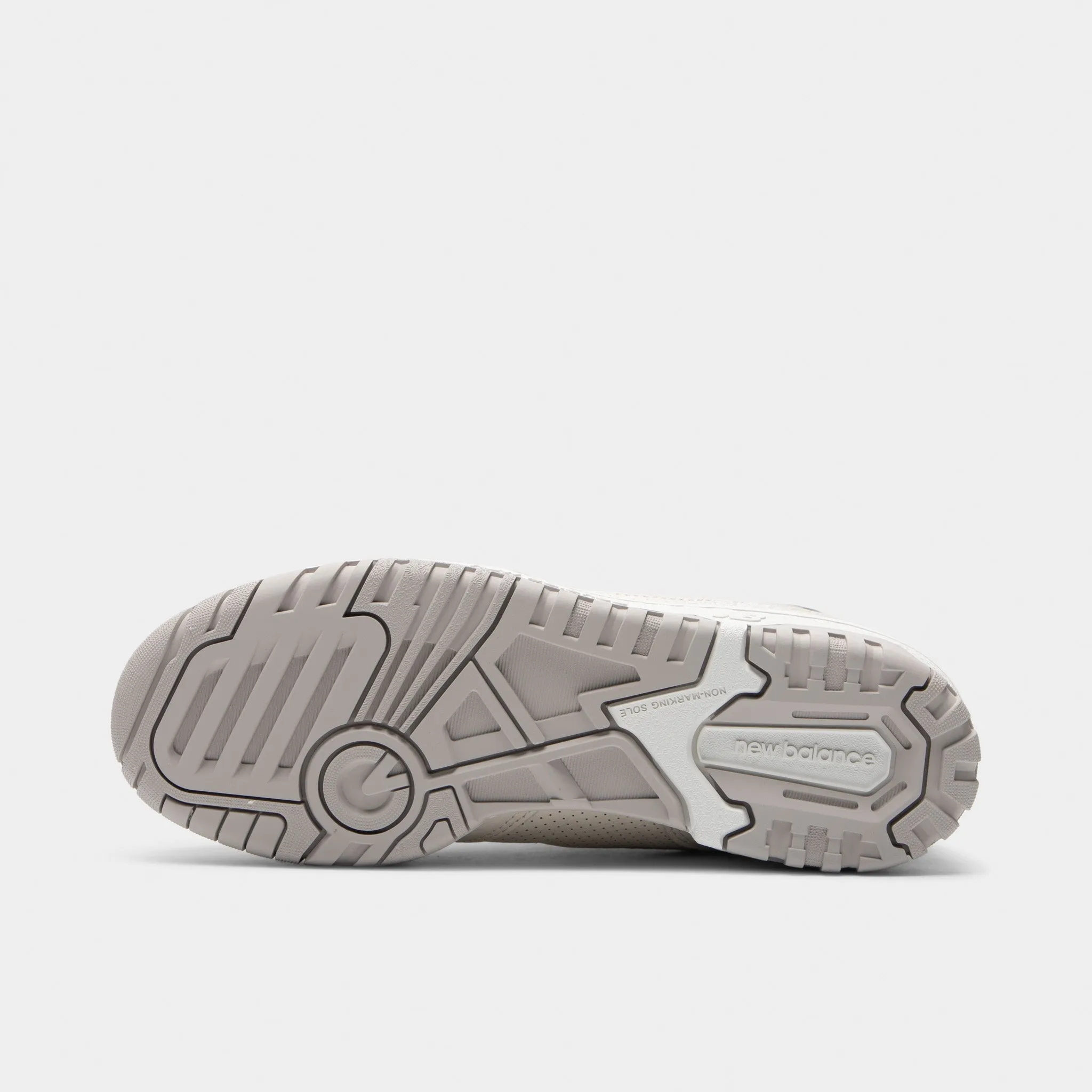 New Balance Women's 550 Linen / Moonrock - Phantom