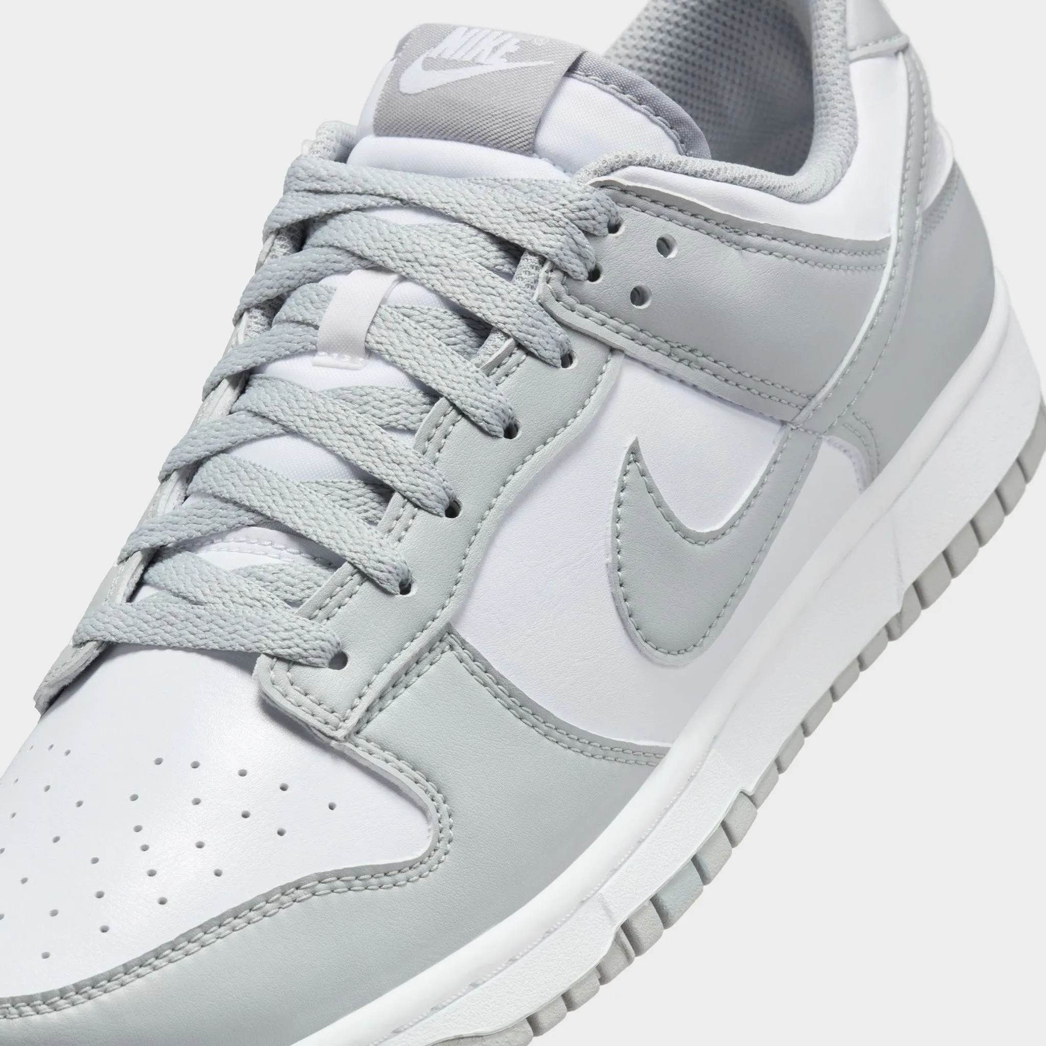 Nike Dunk Low Retro White / Light Smoke