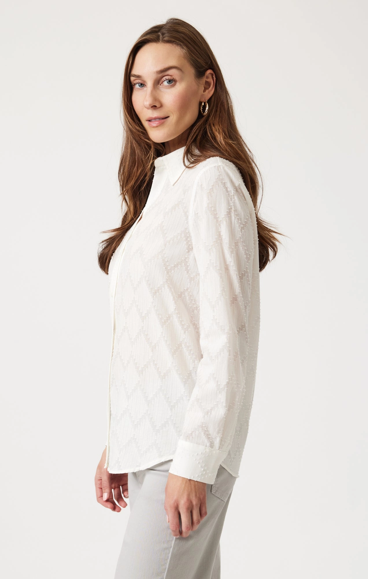 TEXTURED DETAIL BUTTON-UP SHIRT IN ANTIQUE WHITE