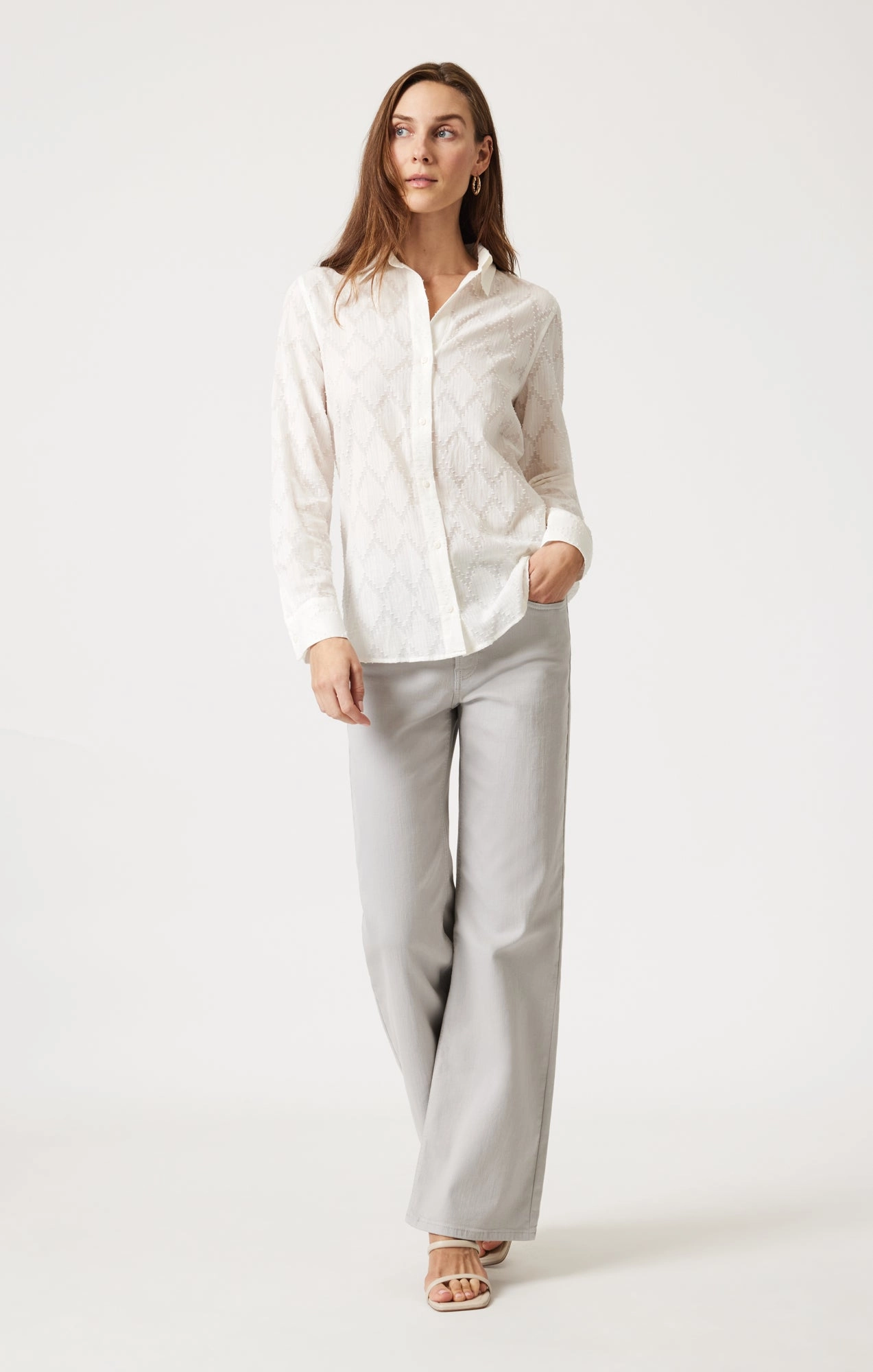 TEXTURED DETAIL BUTTON-UP SHIRT IN ANTIQUE WHITE