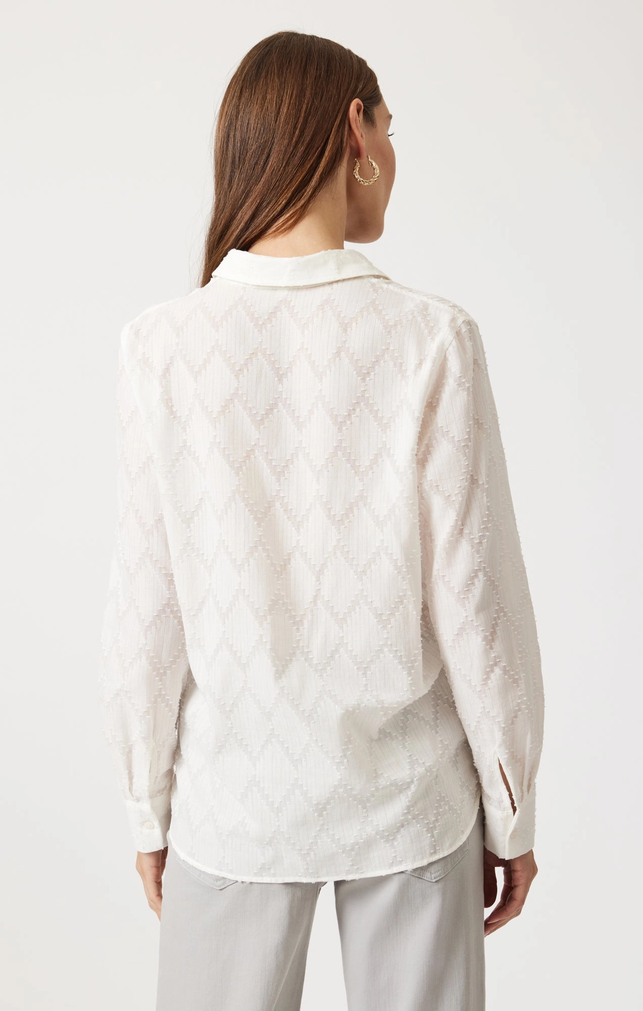 TEXTURED DETAIL BUTTON-UP SHIRT IN ANTIQUE WHITE