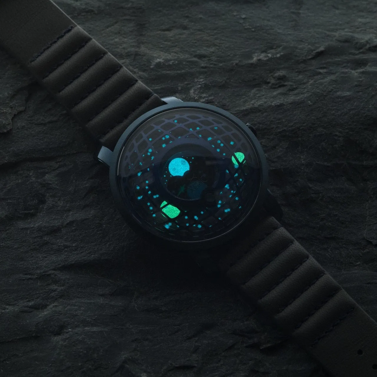 Trappist-1 American Moonphase Blue Gray